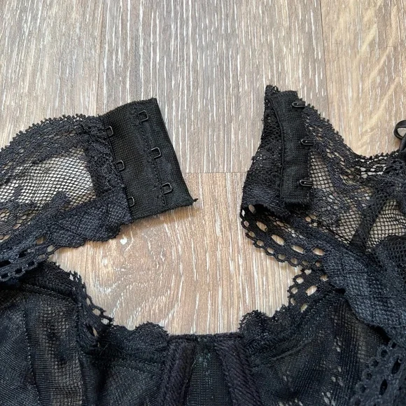 Victoria's Secret Very Sexy Lace Teddy SET